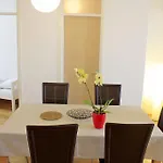 Apartment Xxxl Makarska